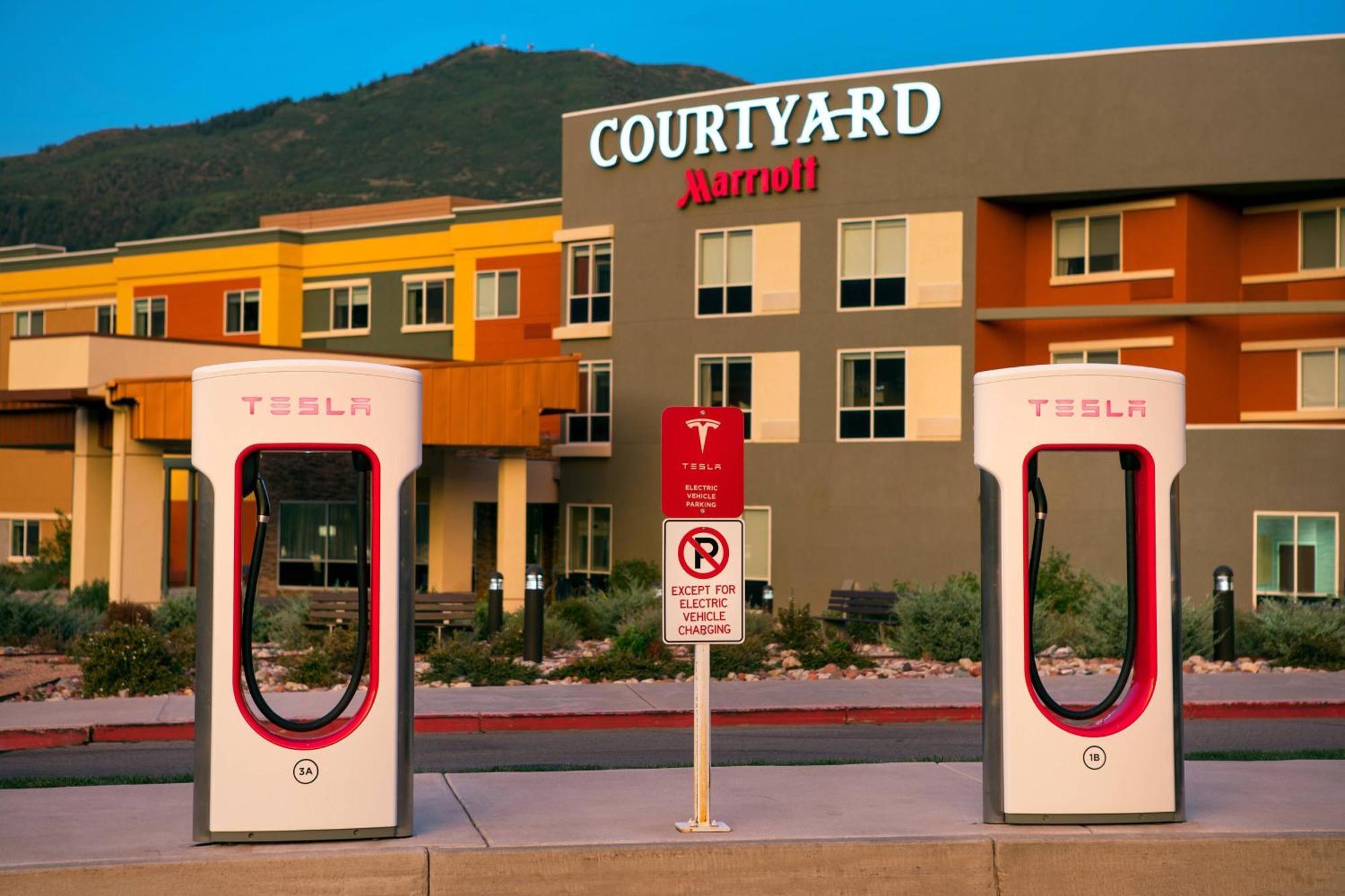 Courtyard By Marriott Glenwood Springs Hotell Exteriör bild