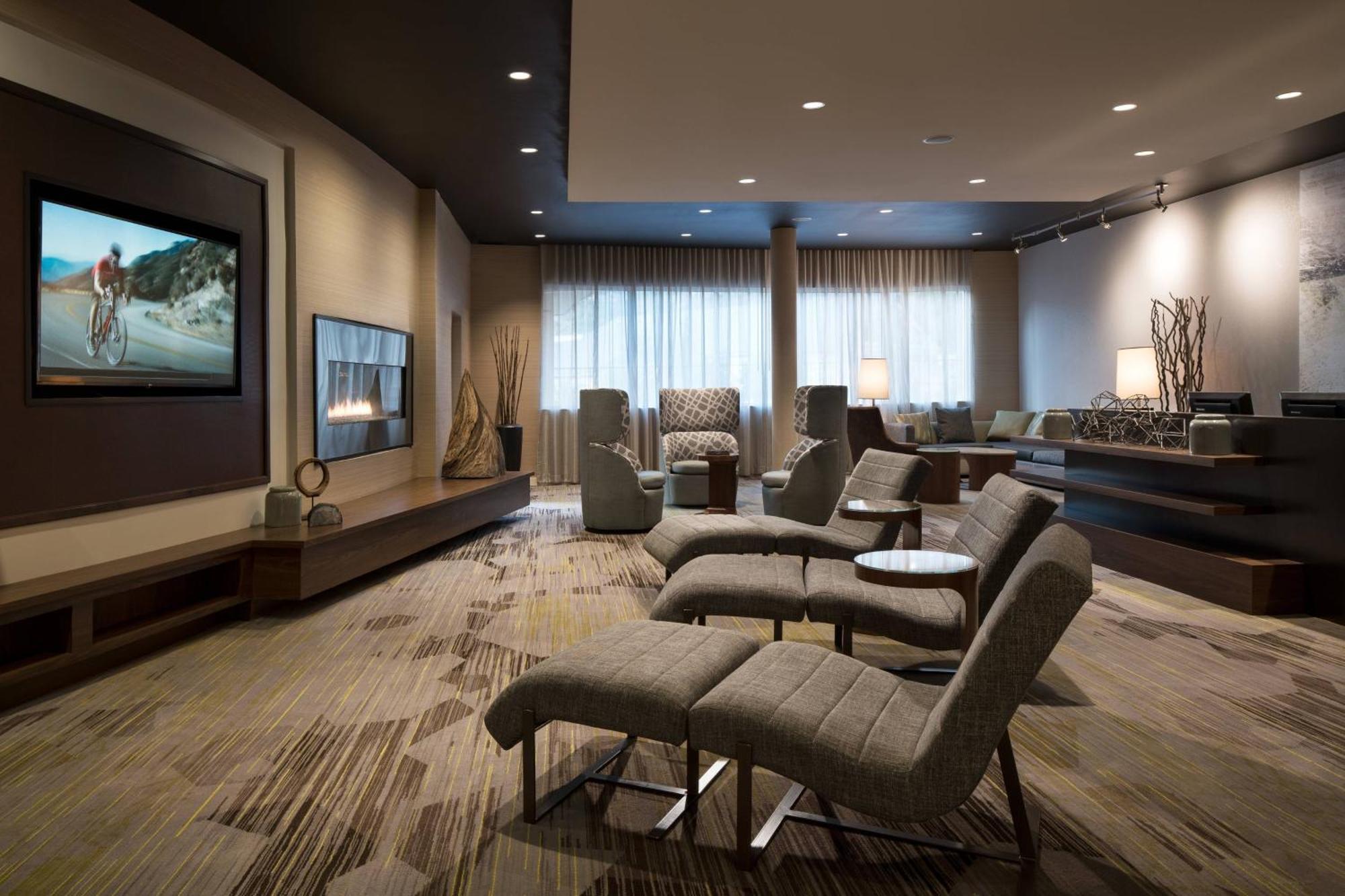 Courtyard By Marriott Glenwood Springs Hotell Exteriör bild